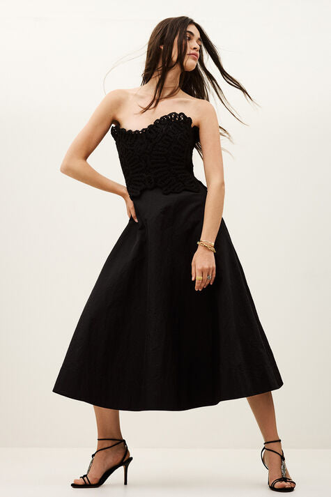 Praina Black Dress