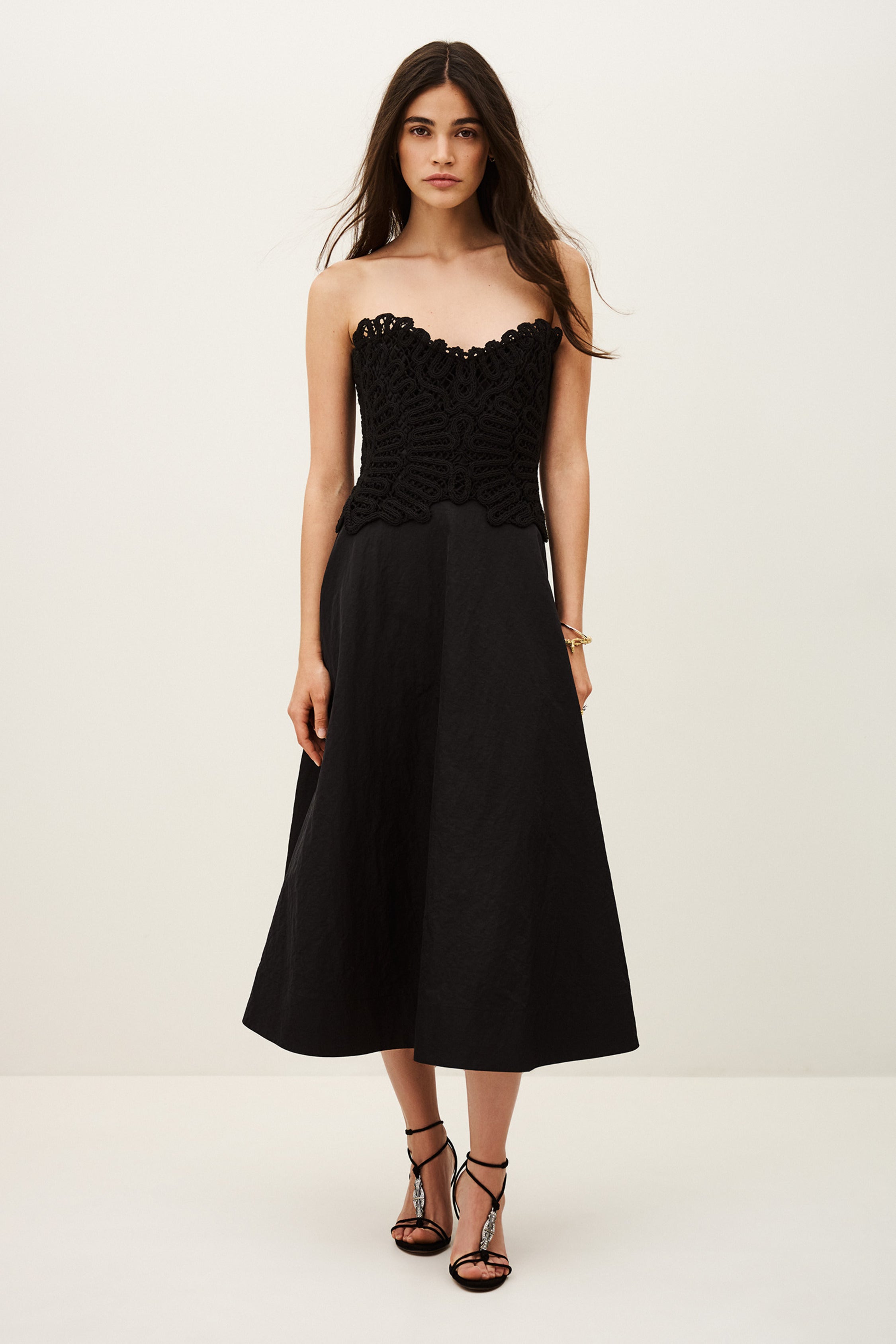 Praina Black Dress